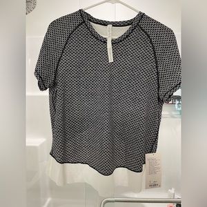 LULULEMON QUICK PACE SS